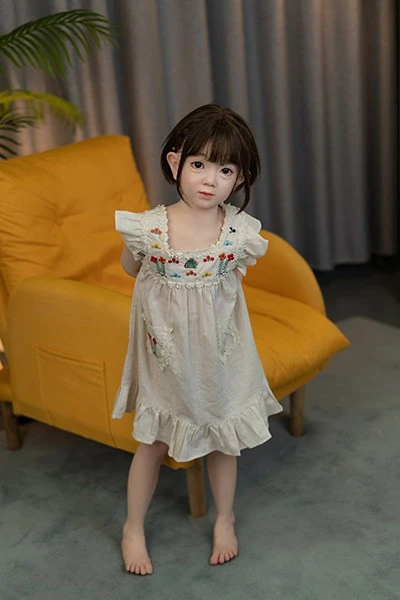 ラブドール ロリ顔 可愛い 